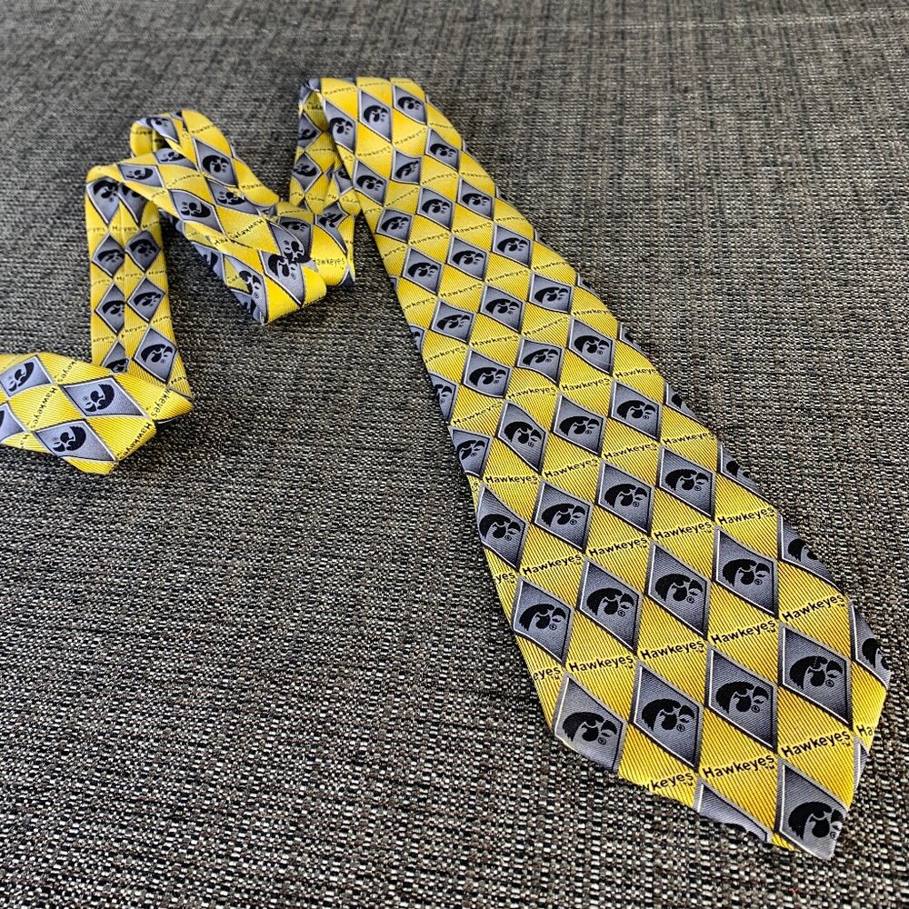 University of Iowa Hawkeyes Silk Necktie - black yellow geometric tie vintage